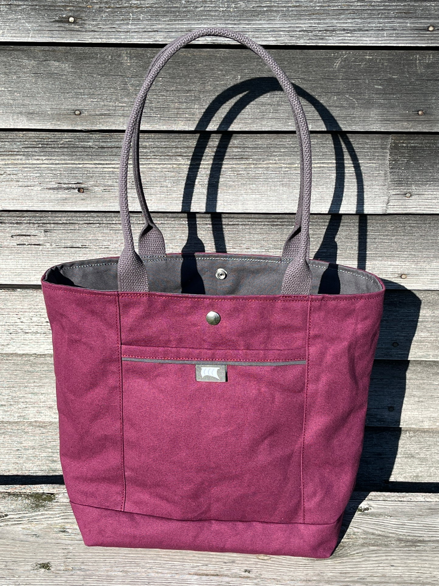 Snap Tote - Burgundy/grey