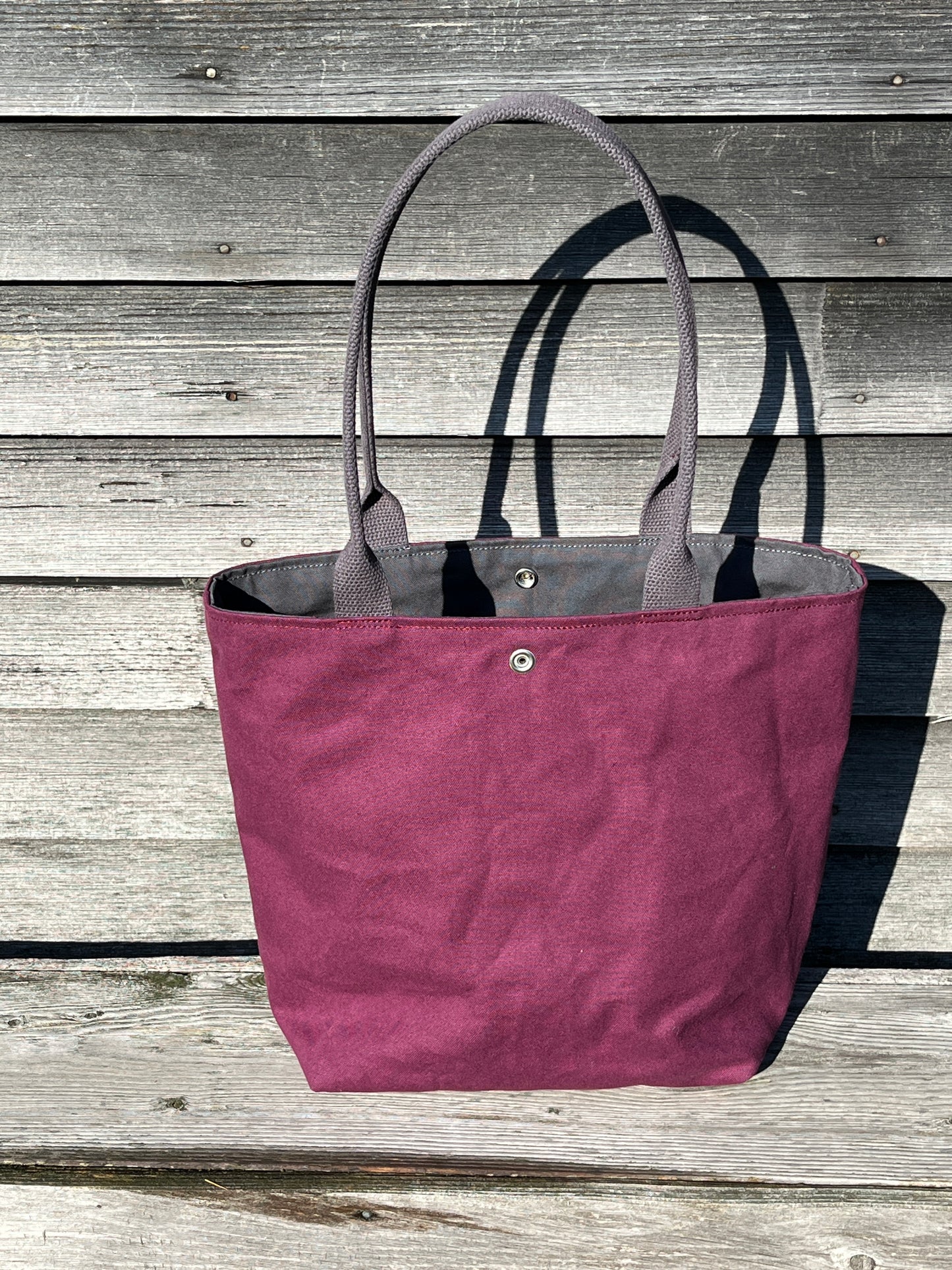 Snap Tote - Burgundy/grey