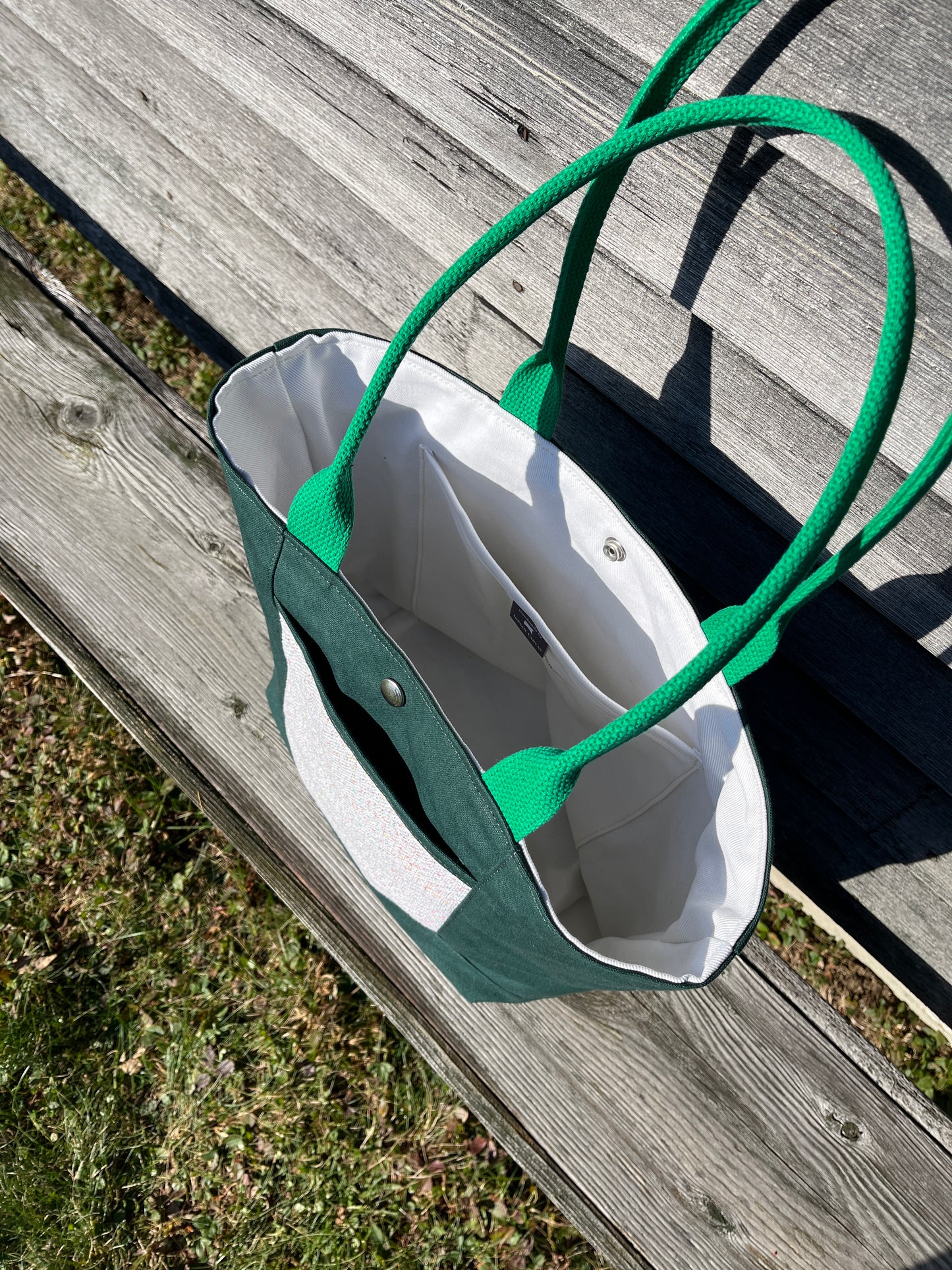 Bent Snap Tote - sparkly white textile / green canvas