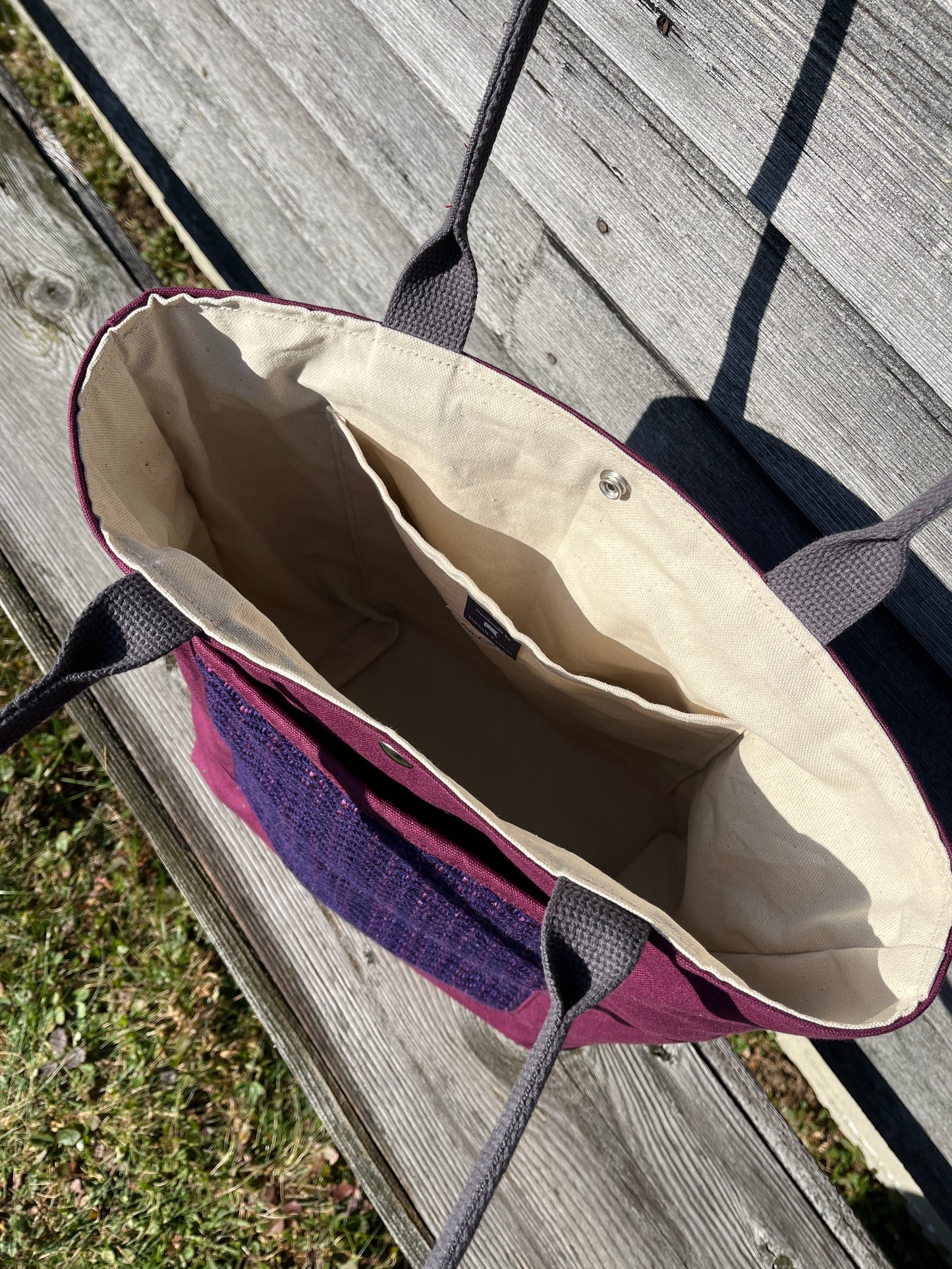 Bent Snap Tote - burgundy textile / burgundy canvas