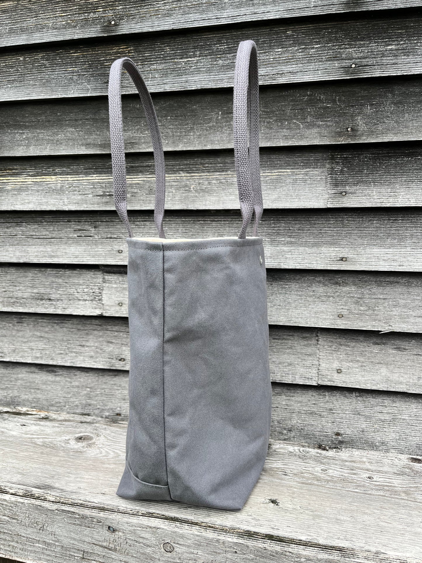 Bent Snap Tote - salmon pink textile / grey canvas