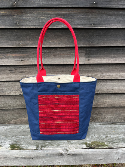 Bent Snap Tote 124 - Red textile / Navy canvas