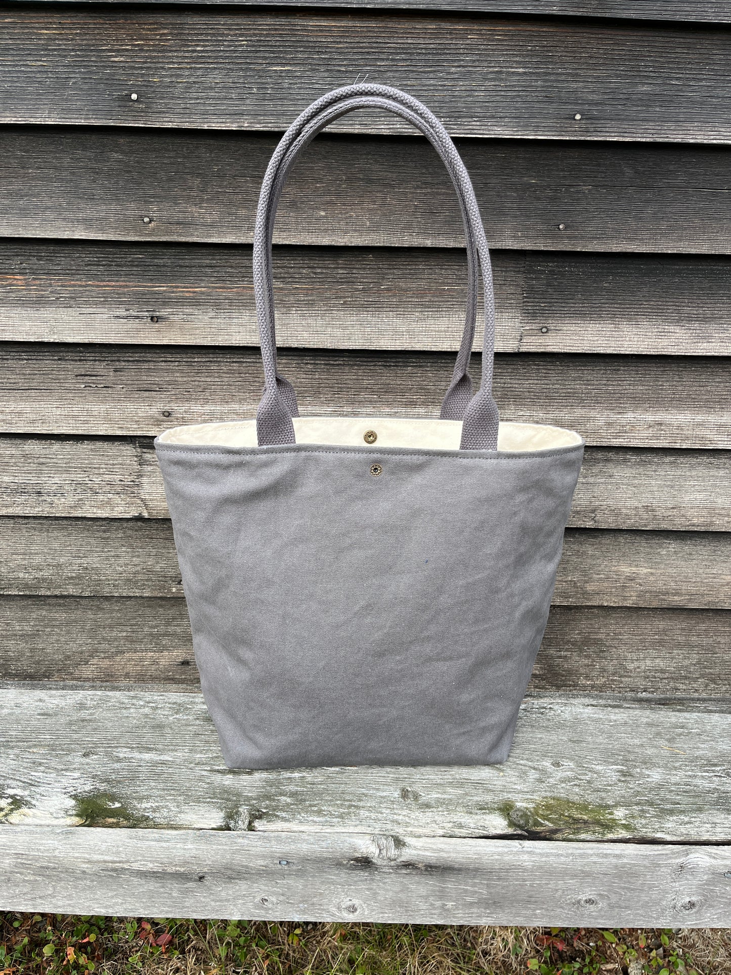Bent Snap Tote 123 - Grey chevron textile / Grey canvas