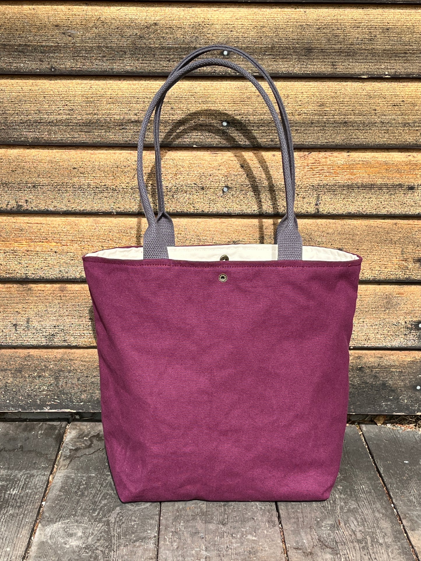 Bent Snap Tote 120 - burgundy green textile / burgundy canvas