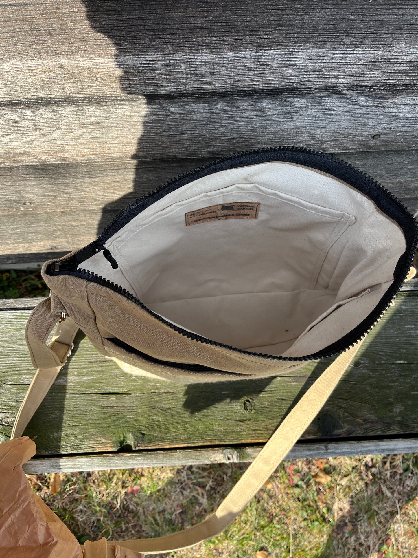 Bent Crossbody Zip Top 134 - Khaki textile with khaki canvas / white interior