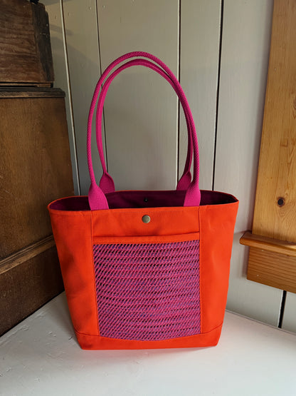 Bent Snap Tote 136 - pink textile / orange canvas