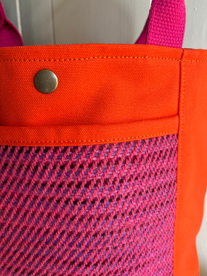 Bent Snap Tote 136 - pink textile / orange canvas