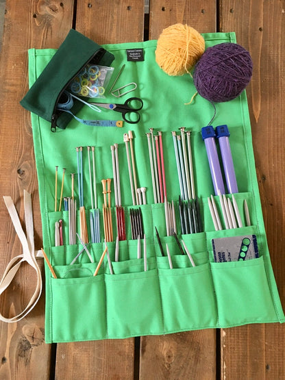 The Knitting roll, Combo