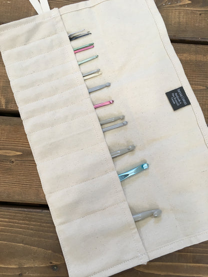 The Knitting roll - Crochet (or sock needles)